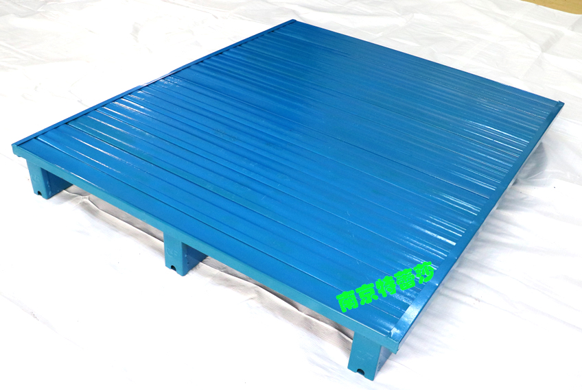 鋼托盤(pán)面板滿(mǎn)鋪